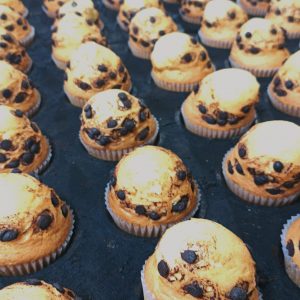 Magdalenas con pepitas de chocolate